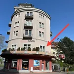 Peter Apartment *